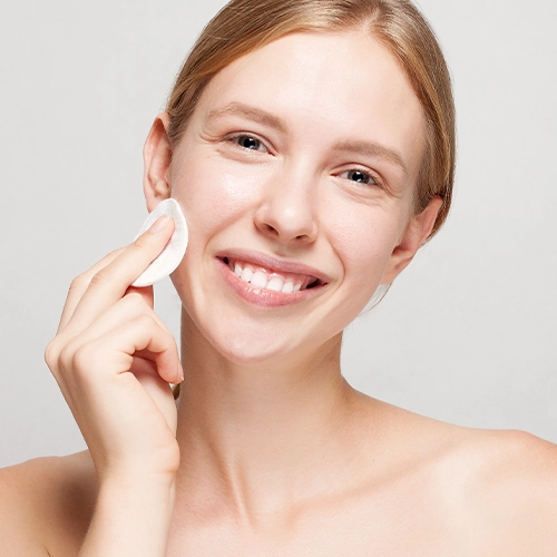 Čištění suché pleti – jemný přístup nade vše