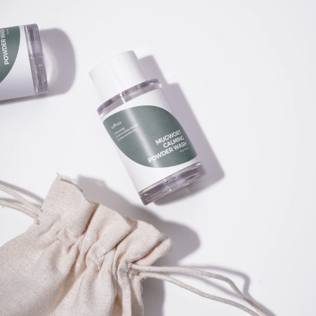 Isntree - Spot Saver - Mugwort Calming Powder Wash - Pudr na mytí obličeje - 15 g
