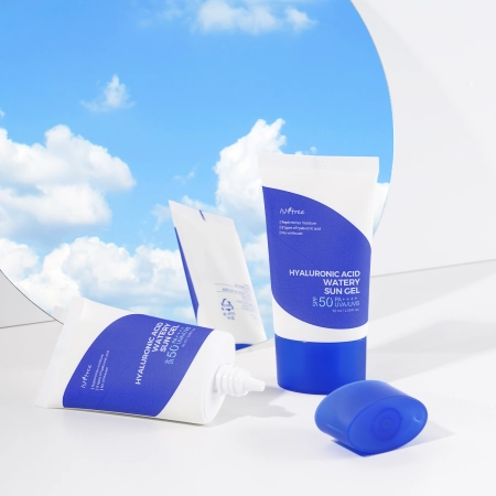 Isntree - Hyaluronic Acid - Watery Sun Gel SPF 50+/PA++++ - Lehký pleťový krém s ochranným SPF faktorem - 50 ml