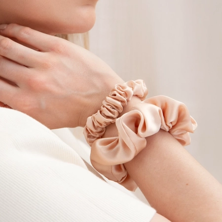 Cosibella Accessories - Sada hedvábných gumiček na vlasy - Peachy Pink