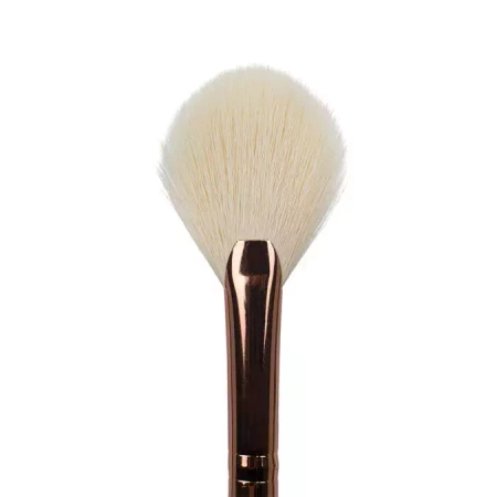 Ibra Makeup - Fresh štětec na tvářenku a rozjasňovač - č. 6