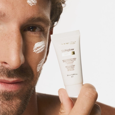 SunewMed+ - SUNglow SPF50 Omlazující krém na obličej s SPF - 20 ml