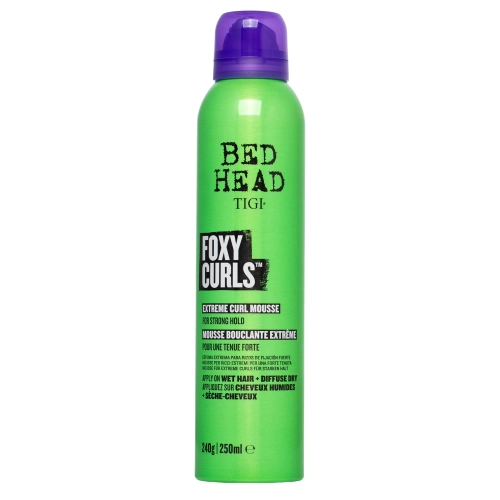 TIGI - Bed Head - Foxy Curls Extreme Curl Mousse - Pěna na vlnité vlasy - 250 ml