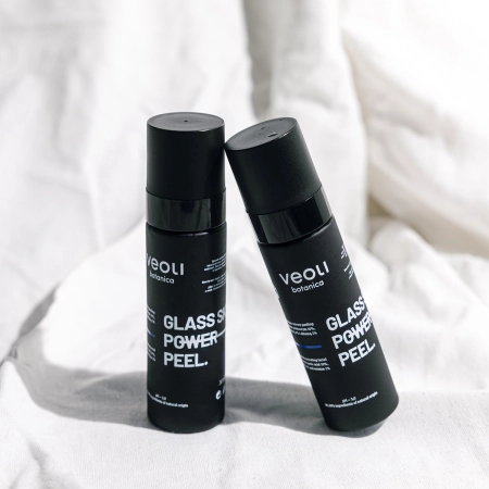 Veoli Botanica - Glass Skin Power Peel - Hydratační a rozjasňující gelový peeling na obličej - 30 ml
