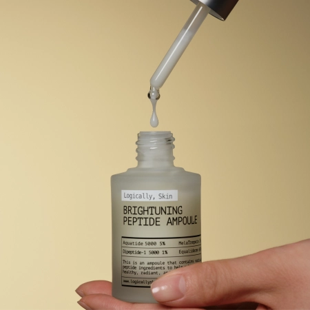  Logically, Skin - Brightuning Peptide Ampoule - Rozjasňující pleťová ampule s peptidy - 30 g