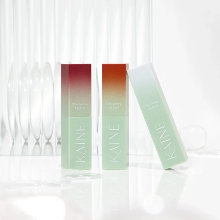 Kaine - Glow Melting Lip Balm - Hydratační balzám na rty - #Warm Apricot - 3,7 g