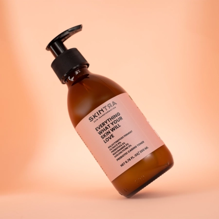  SkinTra - Everything What Your Skin Will Love - Prebiotické pečující tonikum - 200 ml