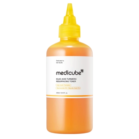 Medicube - Kojic Acid Turmeric Resurfacing Toner - Rozjasňující tonikum na obličej - 250 ml