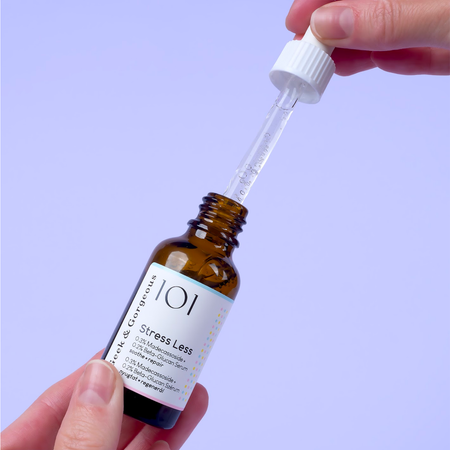 Geek & Gorgeous - Stress Less Beta Glucan + Madecassoside - 0,5 % - Gelové sérum s beta-glukanem a Madecassosideem - 30 ml