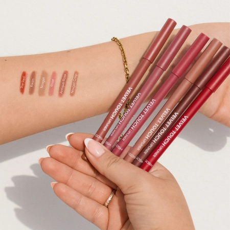GOSH - Velvet Touch Lip Liner - Voděodolná konturovací tužka na rty - 010 Summer Tan - 1,2 g 
