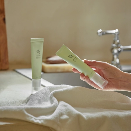 Beauty of Joseon - Light On Serum - Centella + Vita C - Rozjasňující sérum s vitamínem C - 30 ml