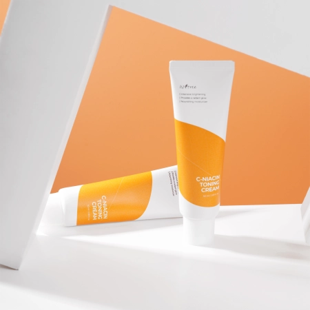 Isntree - C-Niacin Toning Cream - Rozjasňující pleťový krém - 50 ml