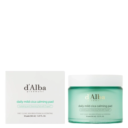 d’Alba - Daily Mild Cica Calming Pad - Zklidňující tamponky na obličej s pupečníkem asijským - 50 ks
