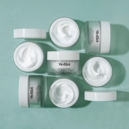 Medik8 - Total Moisture Daily Facial Cream - Intenzivně hydratační krém na obličej - 50 ml 