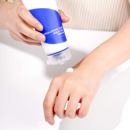 Isntree - Hyaluronic Acid Aqua Gel Cream - Hydratační krém s kyselinou hyaluronovou - 100 ml