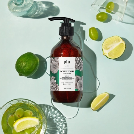 plu - Scrub Wash - Peelingový sprchový gel - Lime Grape - 500 g